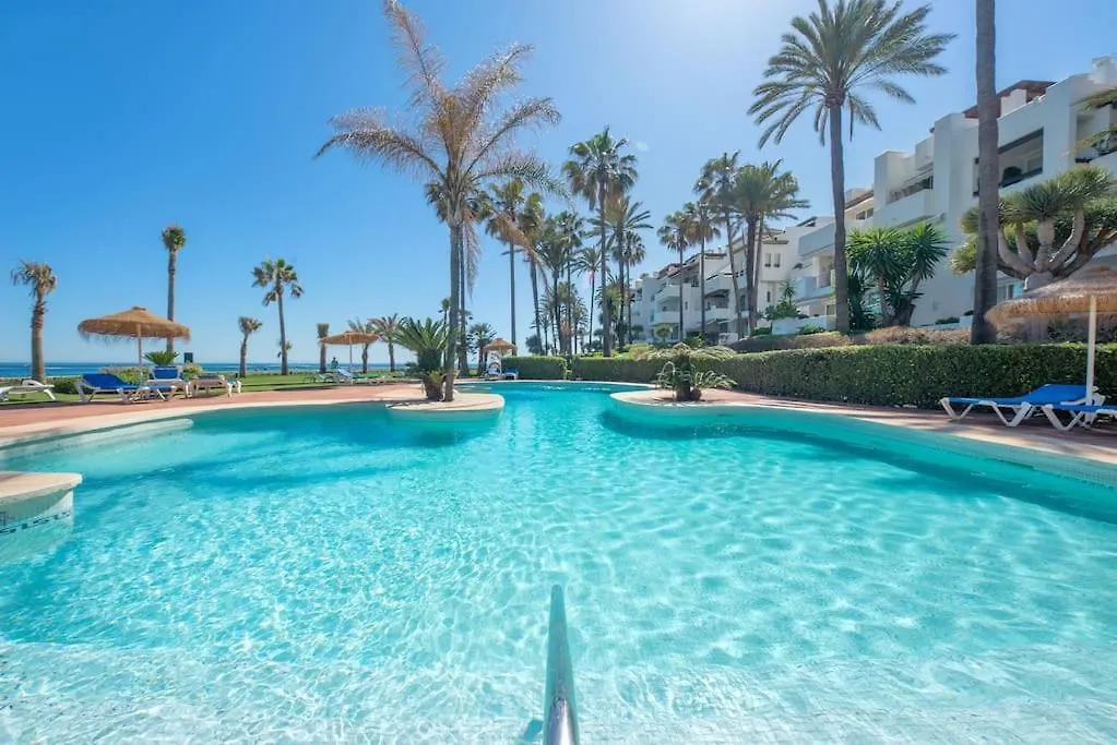 Alcazaba Beach Three Bedroom Apartment Estepona Spain