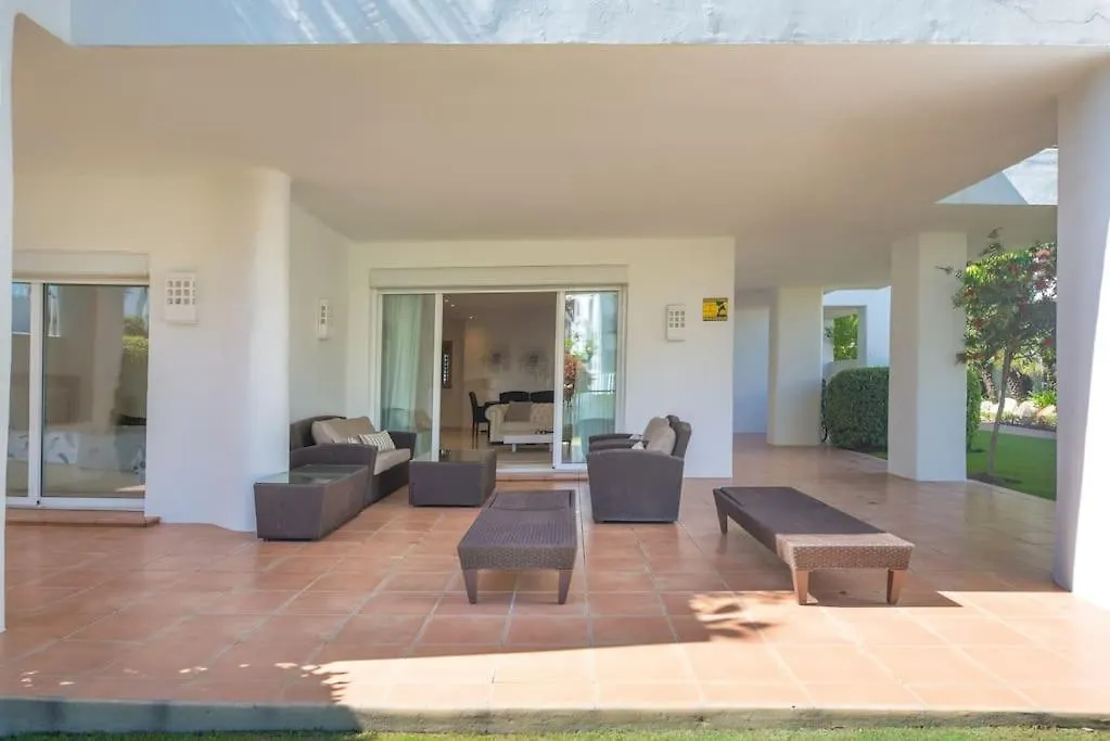 Alcazaba Beach Three Bedroom Apartment Estepona Spain