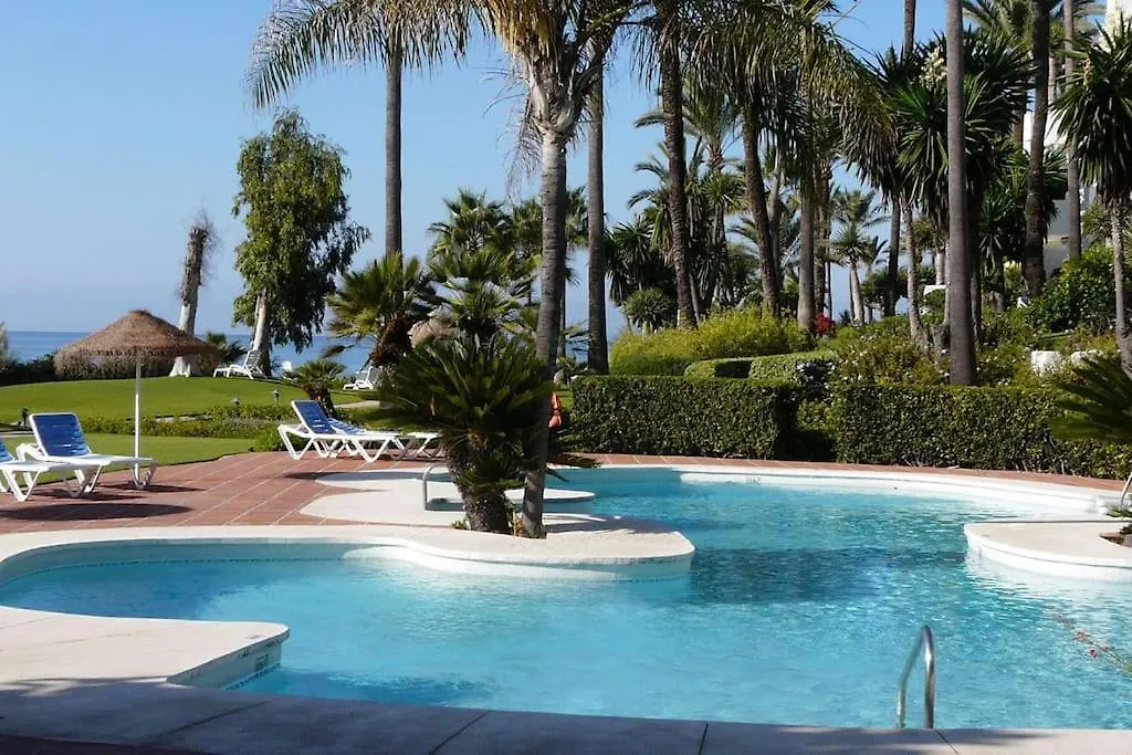 Alcazaba Beach Three Bedroom Apartment Estepona
